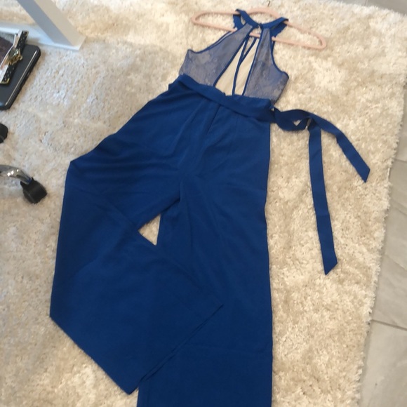 Gorgeous Bebe Halter Style Jumpsuit 💗 - Picture 1 of 16